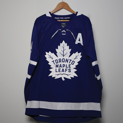 Signed Auston Matthews Jersey (YORK FAMILY DONATION)
