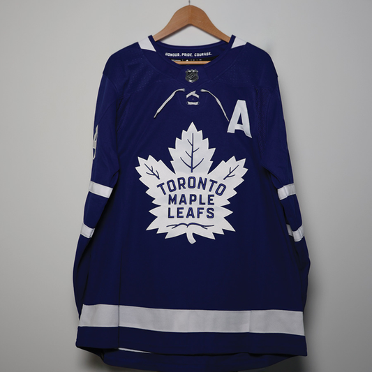 Signed Auston Matthews Jersey (YORK FAMILY DONATION)